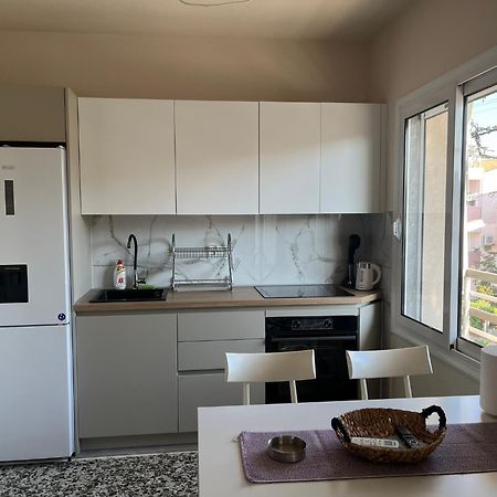 Mz Apartment Néa Péramos Екстериор снимка